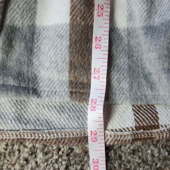 Plaid Brushed Flannel Flap Pocket Drop Shoulder Coat Shacket Women's Medium NWOT - Picture 10 of 16